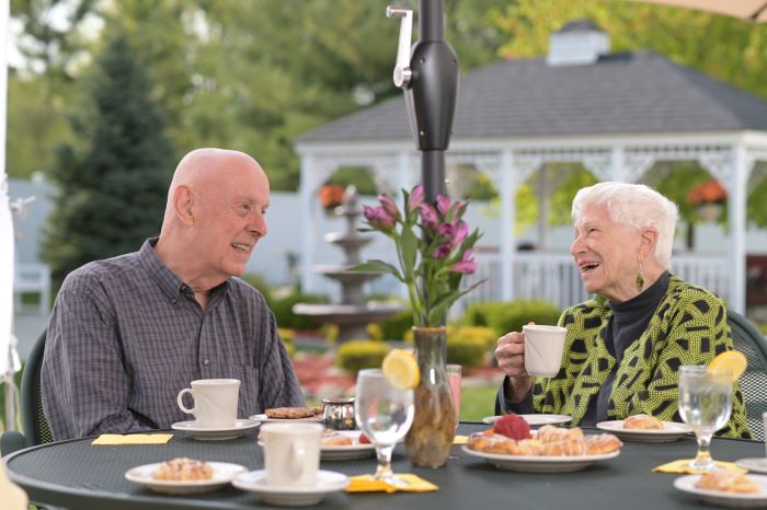 couple eating a meal
